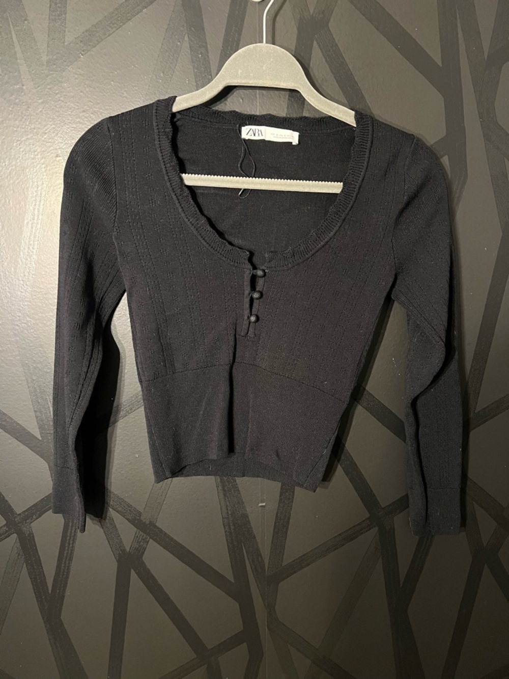 Zara Black Scoop-Neck Ribbed Long-Sleeve Top with Button Detail